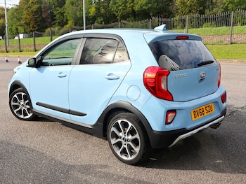 Used Kia Picanto 2018 for sale - 76107580: Photo 2