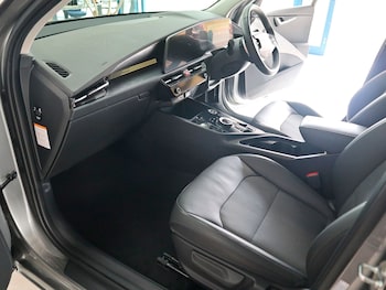 Used Kia Niro 2024 for sale - 79048210: Photo