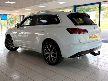 Used Volkswagen Touareg 2018 for sale - 75446837: Photo