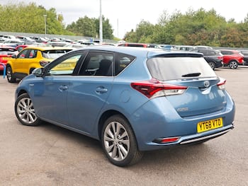 Used Toyota Auris 2018 for sale - 79740116: Photo