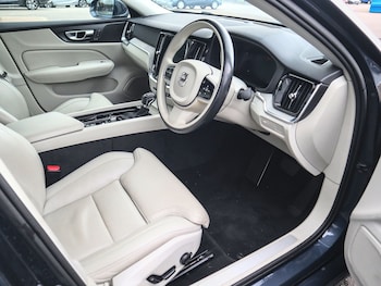 Used Volvo S60 2019 for sale - 79552421: Photo