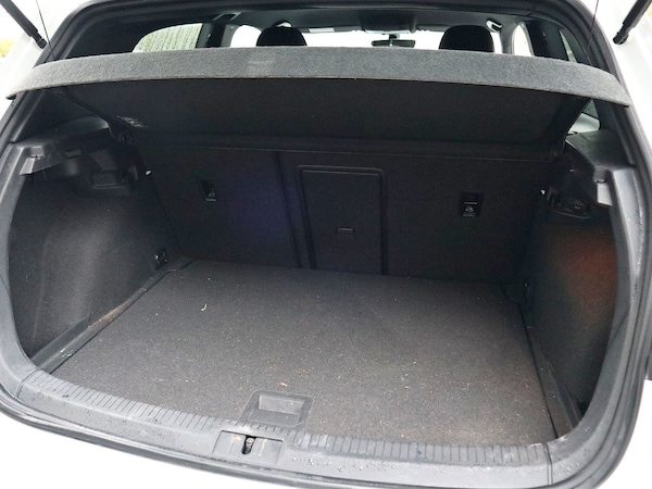 Used Volkswagen Golf 2016 for sale - 76165372: Photo 5