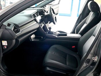 Used Honda Civic 2019 for sale - 75255999: Photo