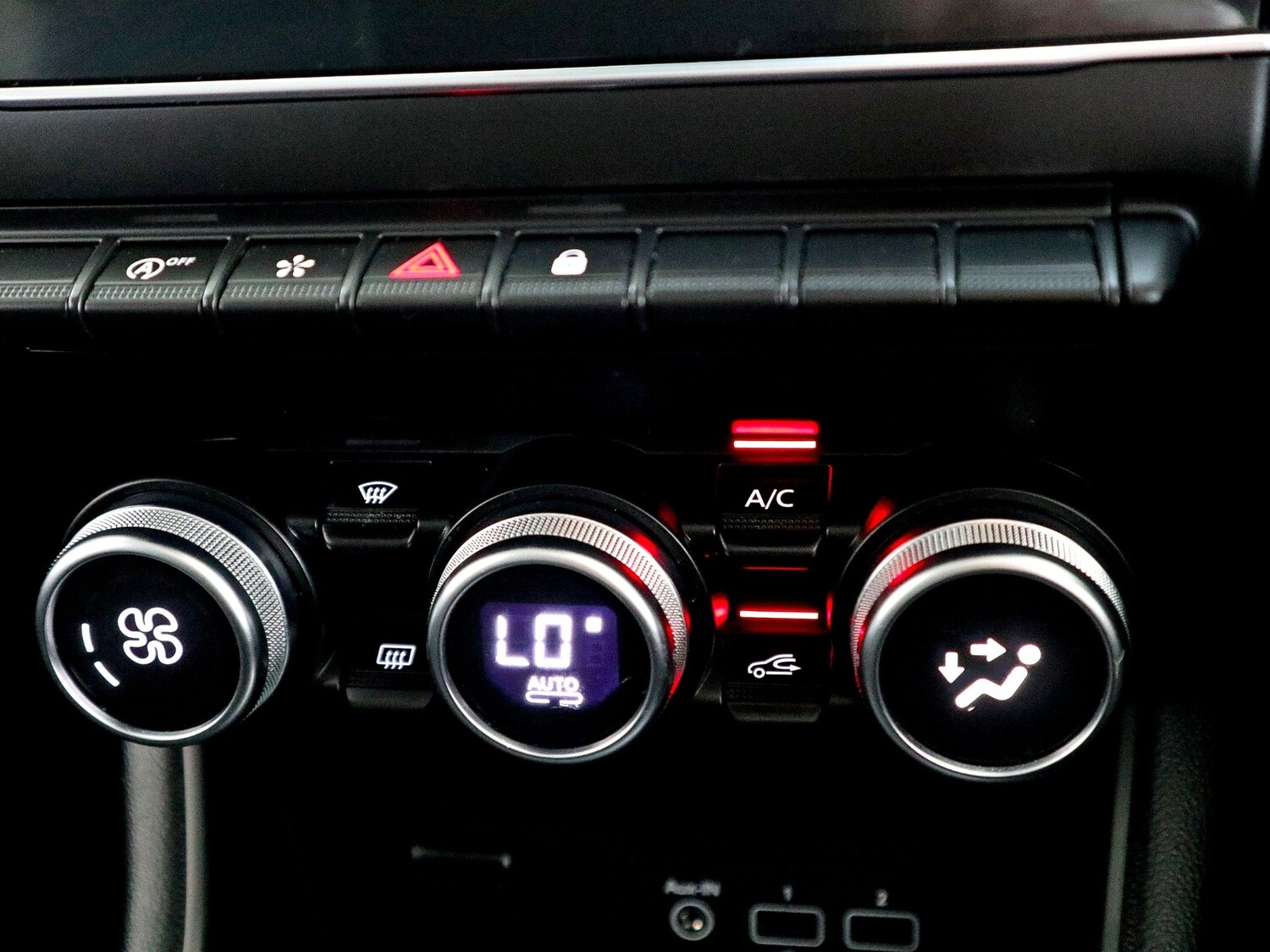 Used Renault Captur 2020 for sale - 75925697: Photo 34