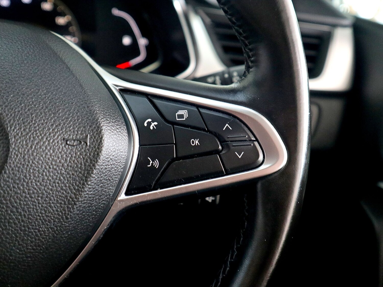 Used Renault Captur 2020 for sale - 75925697: Photo 38