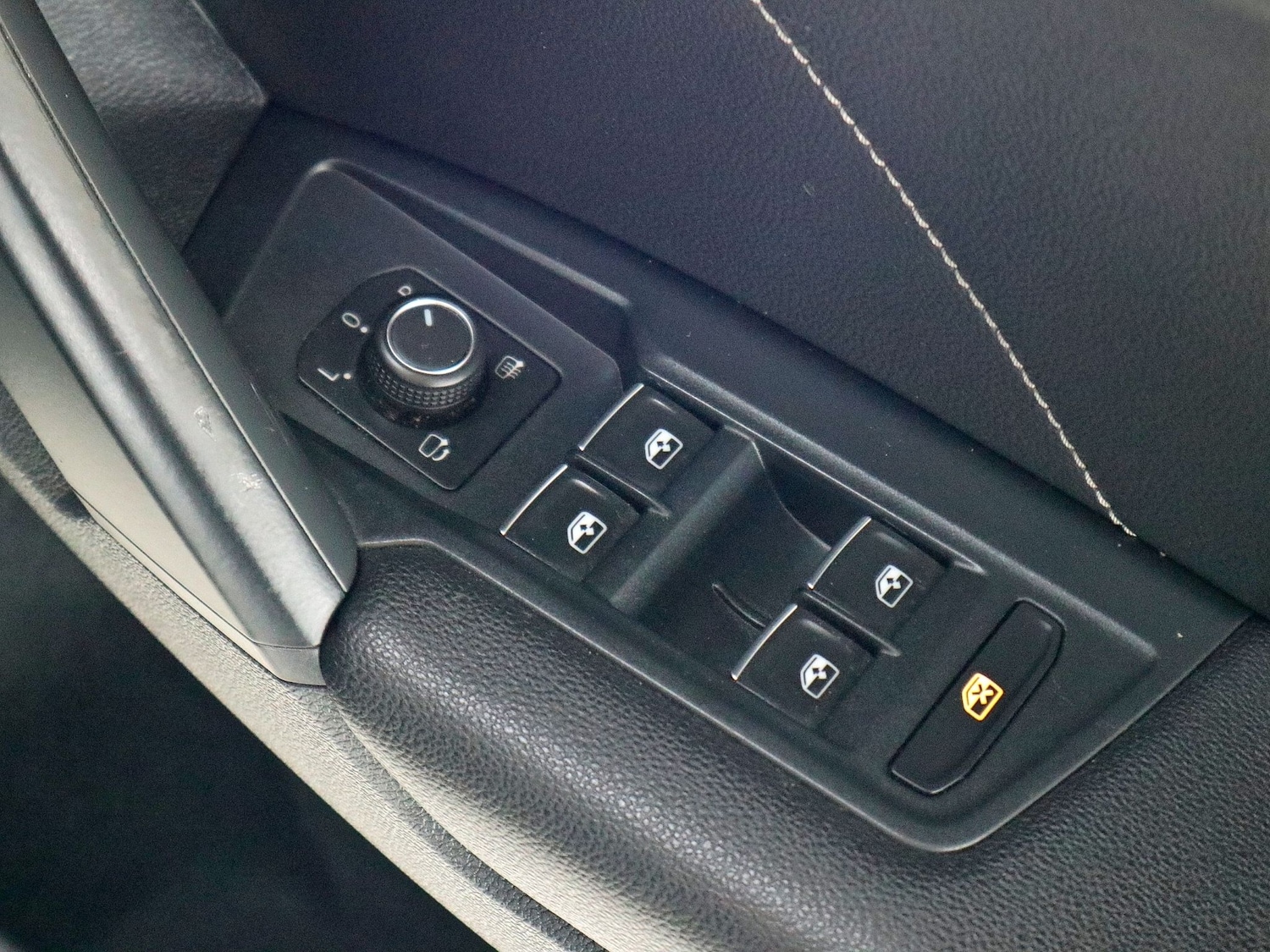 Used Volkswagen Tiguan 2020 for sale - 76120492: Photo 29