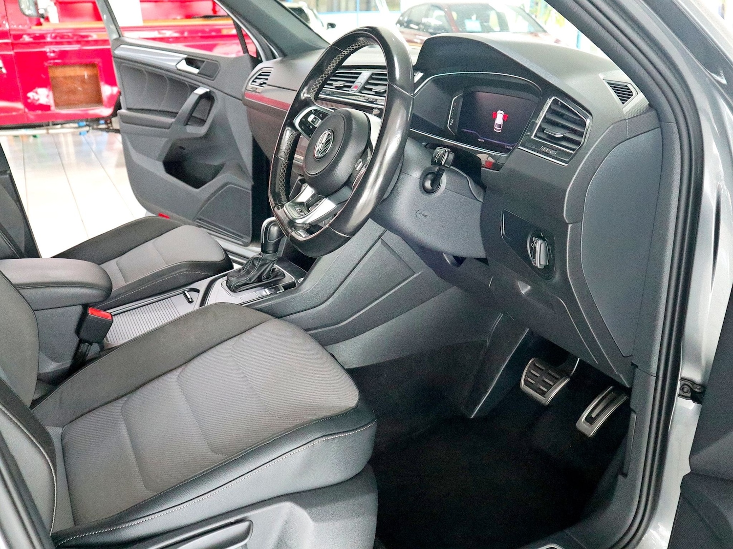 Used Volkswagen Tiguan 2020 for sale - 76120492: Photo 3