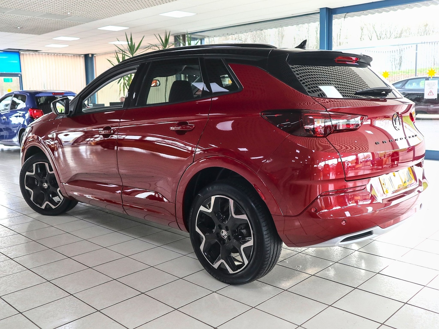 Used Vauxhall Grandland 2023 for sale - 77573038: Photo 2