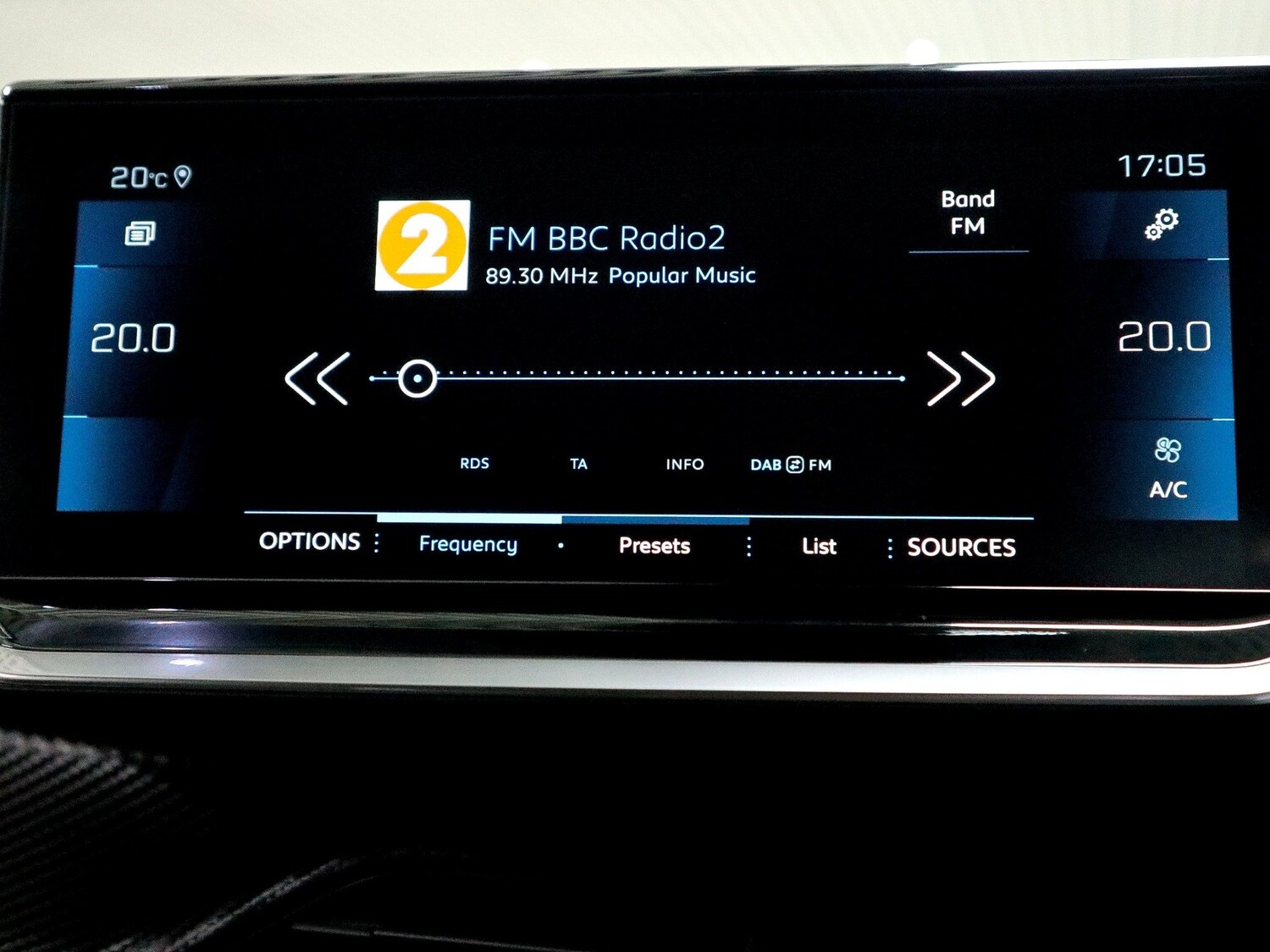 Used Peugeot 2008 2022 for sale - 76497632: Photo 27