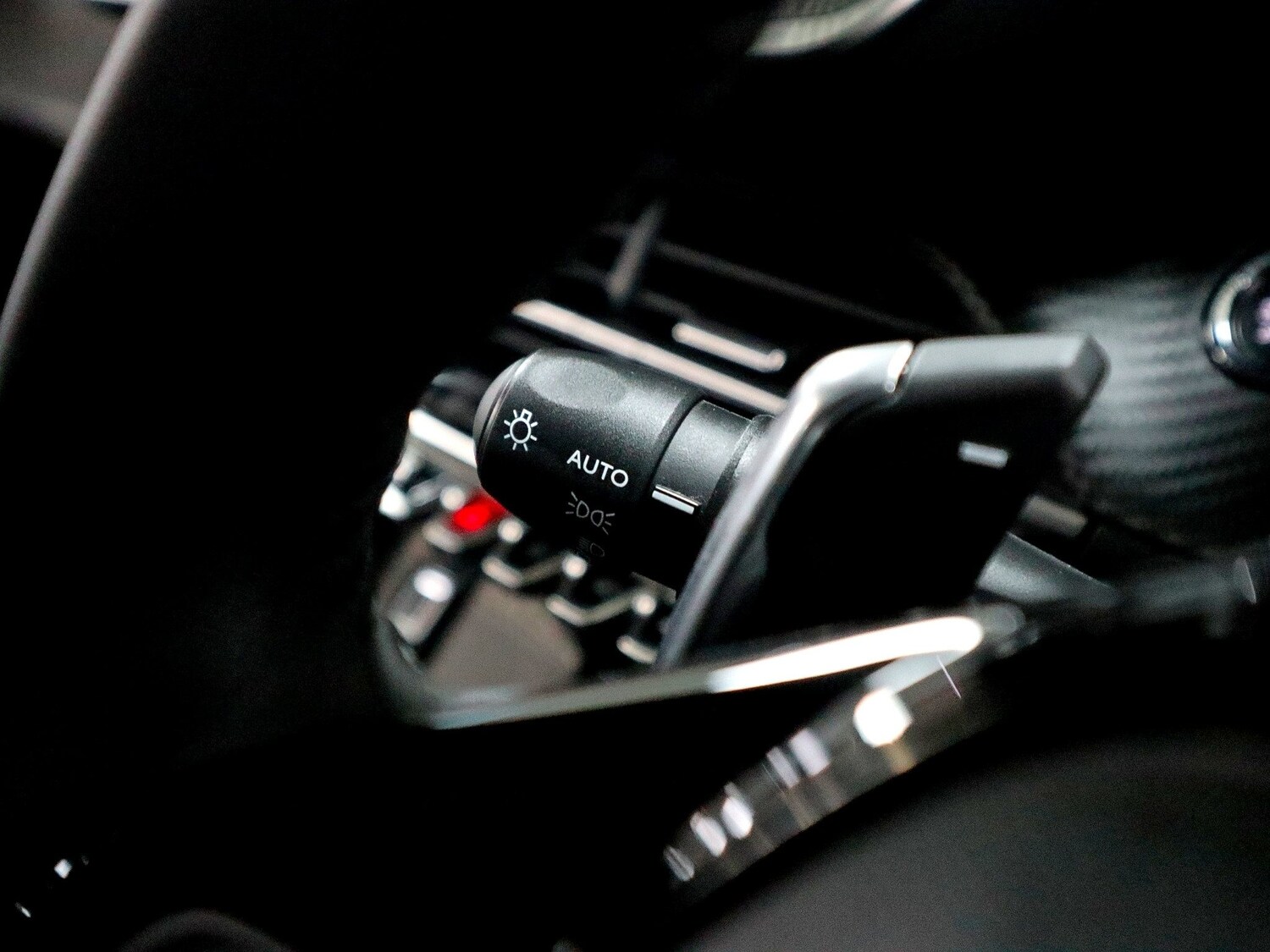 Used Peugeot 2008 2022 for sale - 76497632: Photo 36