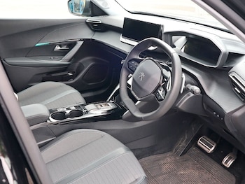 Used Peugeot 2008 2022 for sale - 76497632: Photo