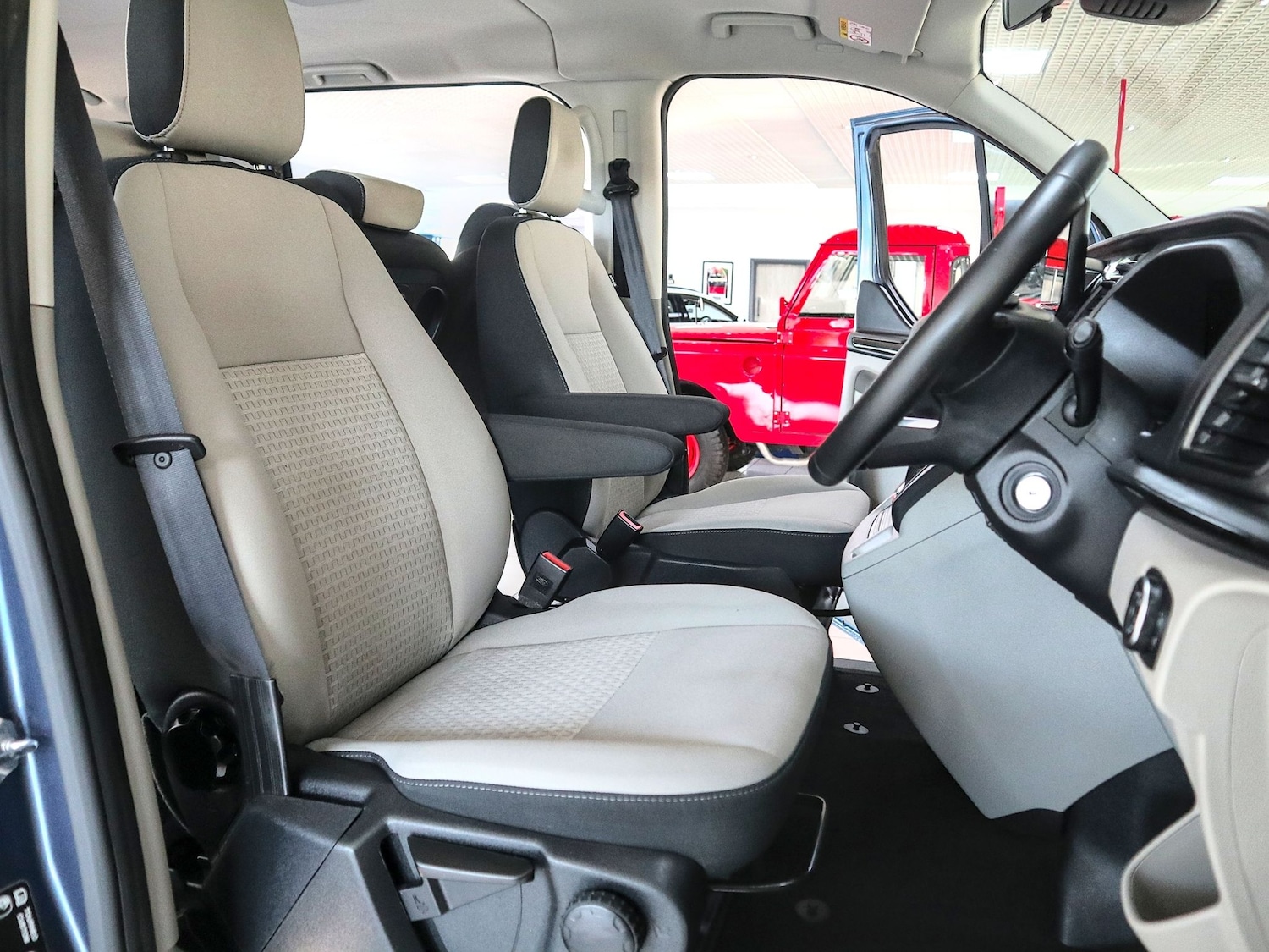 Used Ford Tourneo Custom 2022 for sale - 77228375: Photo 18