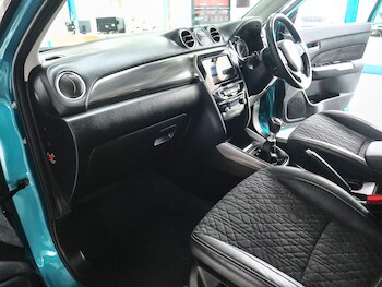 Used Suzuki Vitara 2023 for sale - 77669226: Photo