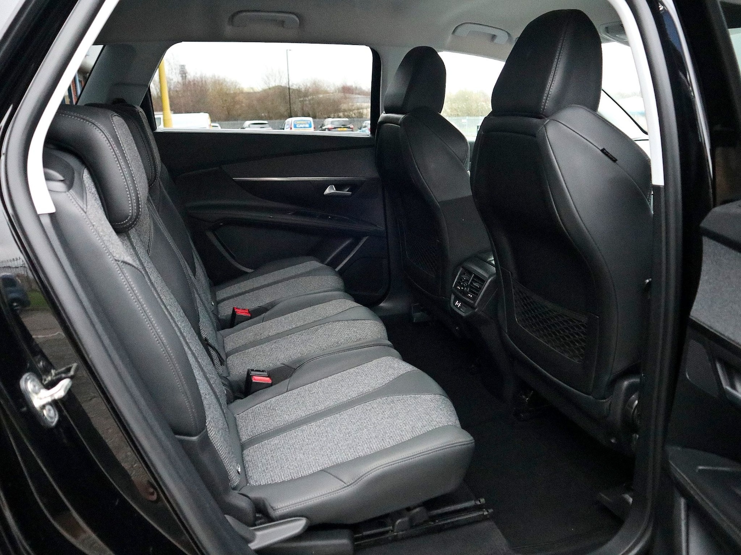 Used Peugeot 5008 2020 for sale - 77028275: Photo 4