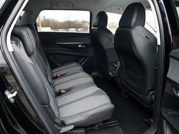 Used Peugeot 5008 2020 for sale - 77028275: Photo