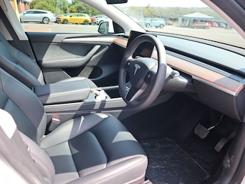 Used Tesla Model Y 2024 for sale - 79411099: Photo
