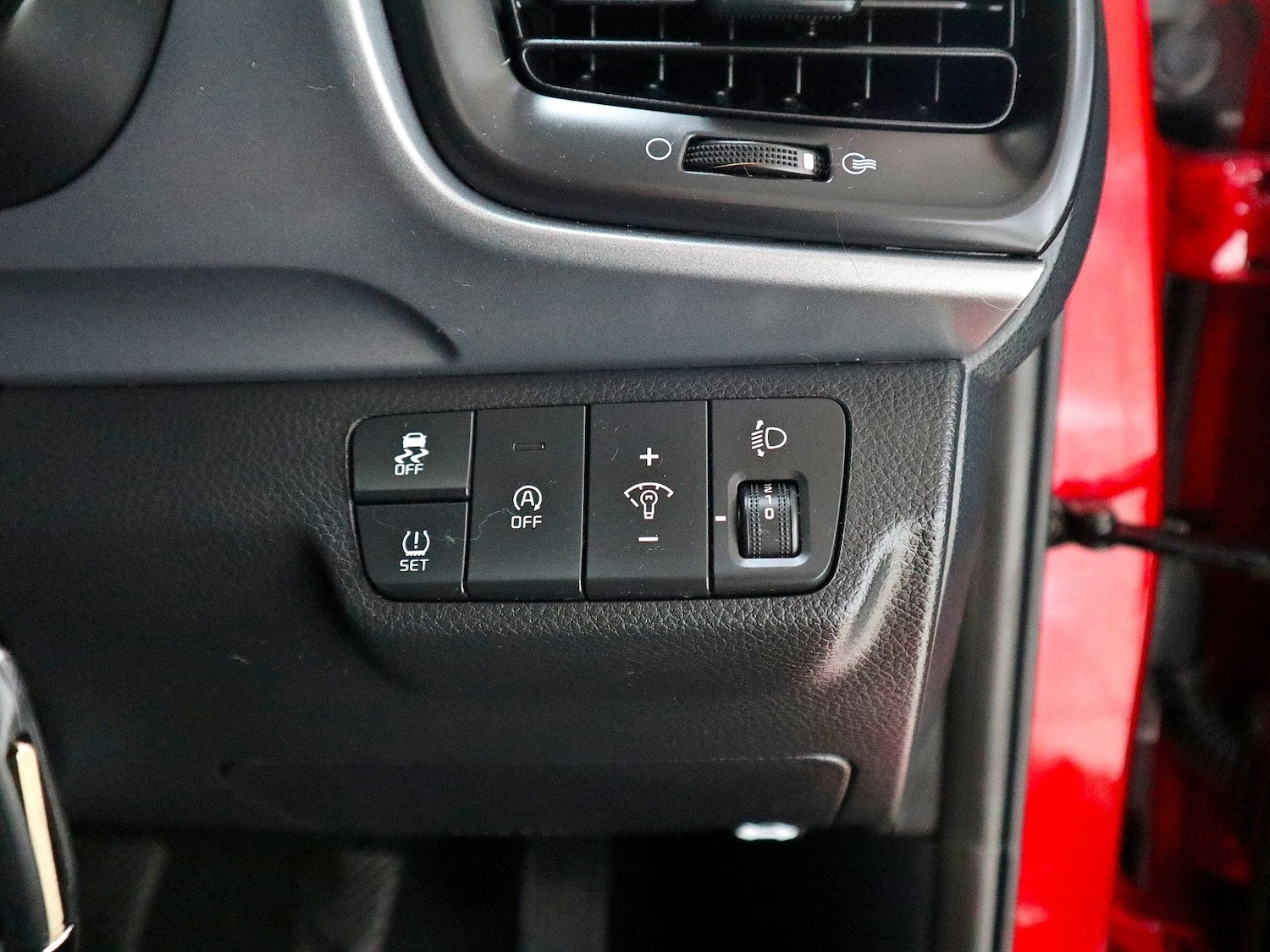Used Kia Stonic 2022 for sale - 76120494: Photo 23