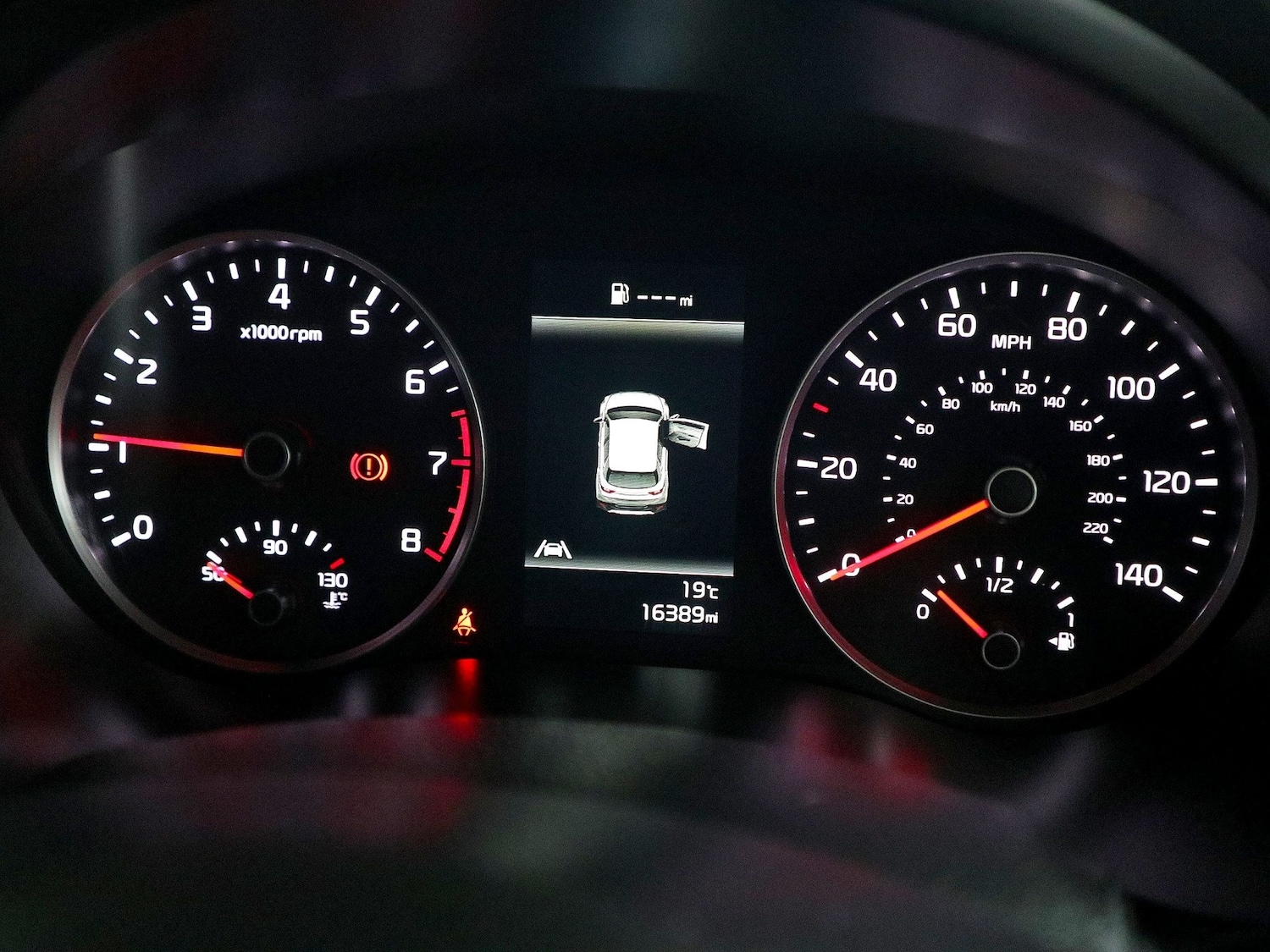 Used Kia Stonic 2022 for sale - 76120494: Photo 34