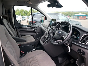 Used Ford Tourneo Custom 2022 for sale - 78782814: Photo