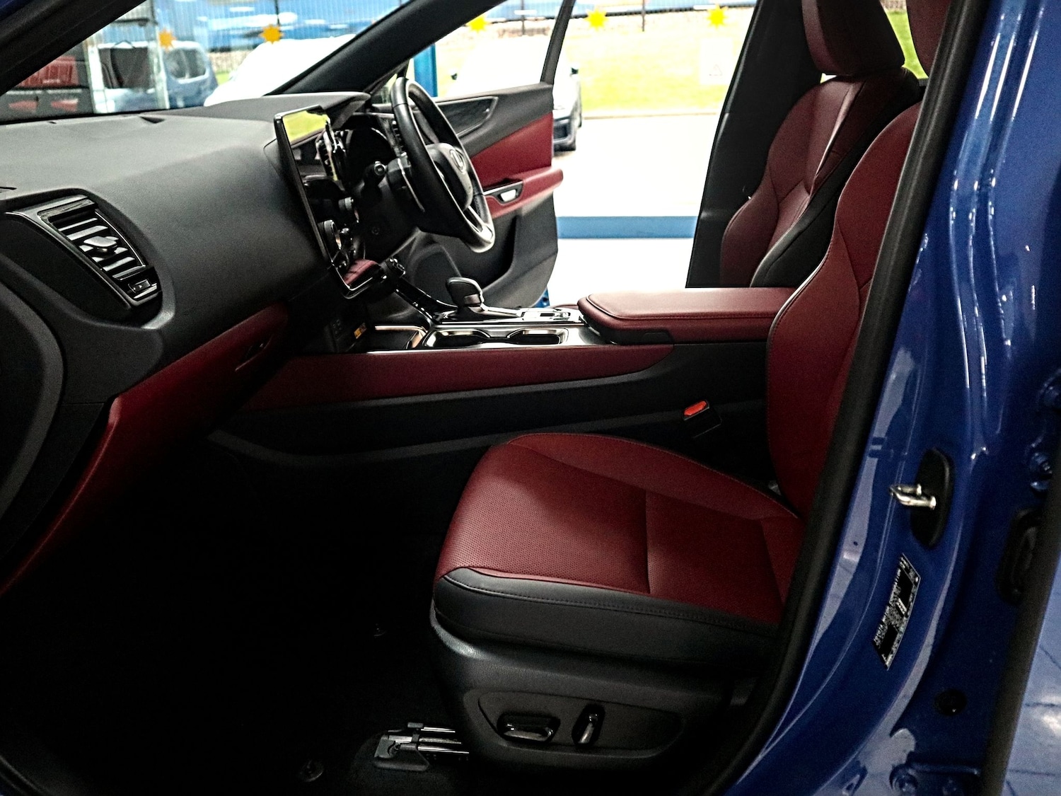 Used Lexus NX 2025 for sale - 77277565: Photo 4