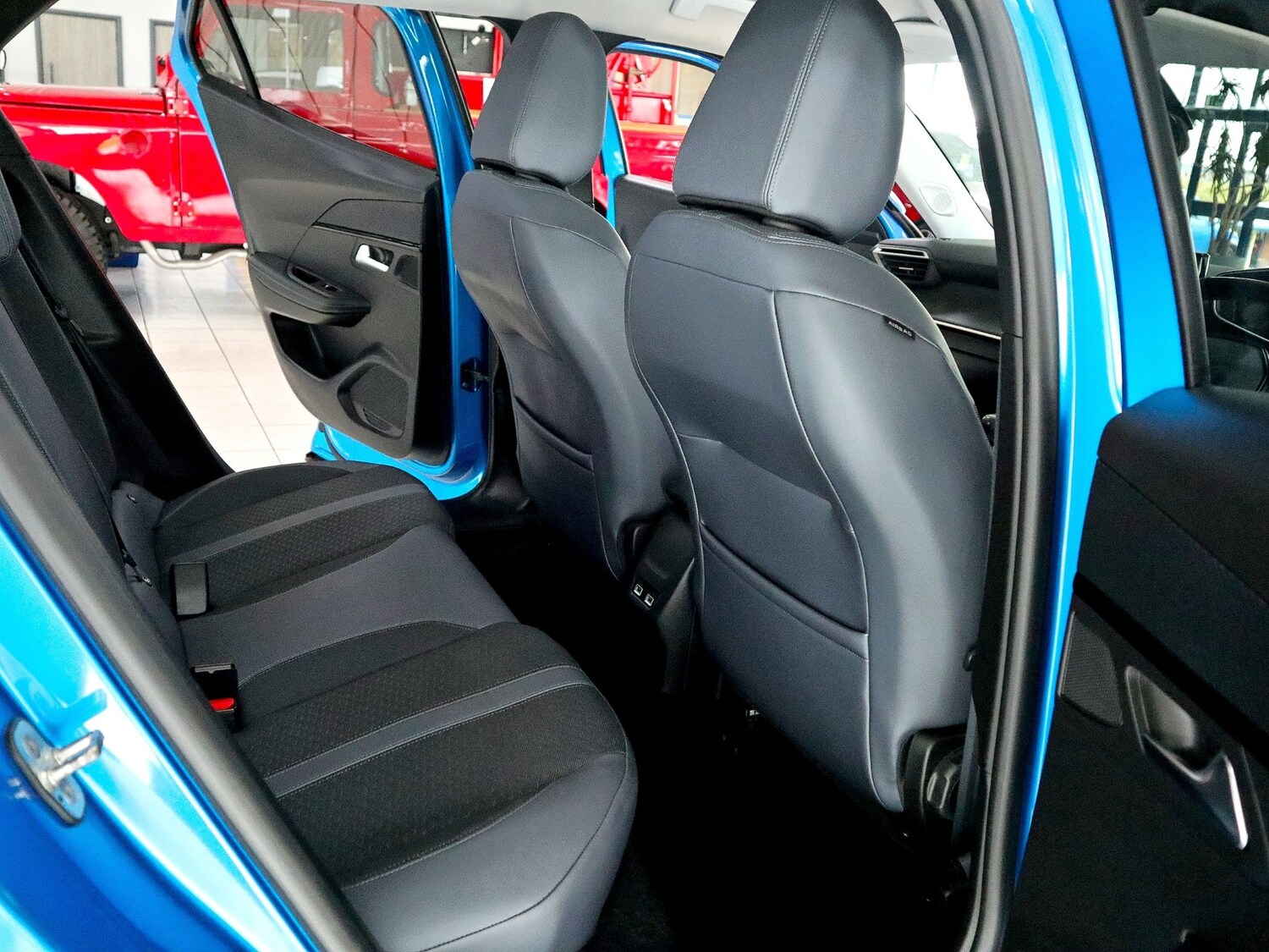 Used Peugeot 2008 2020 for sale - 75668359: Photo 18