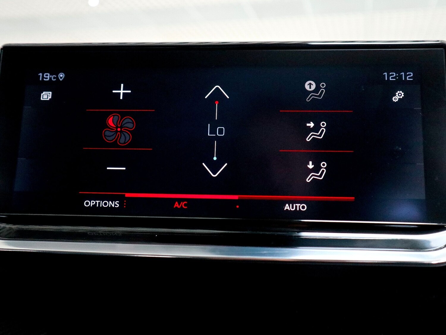 Used Peugeot 2008 2020 for sale - 75668359: Photo 32