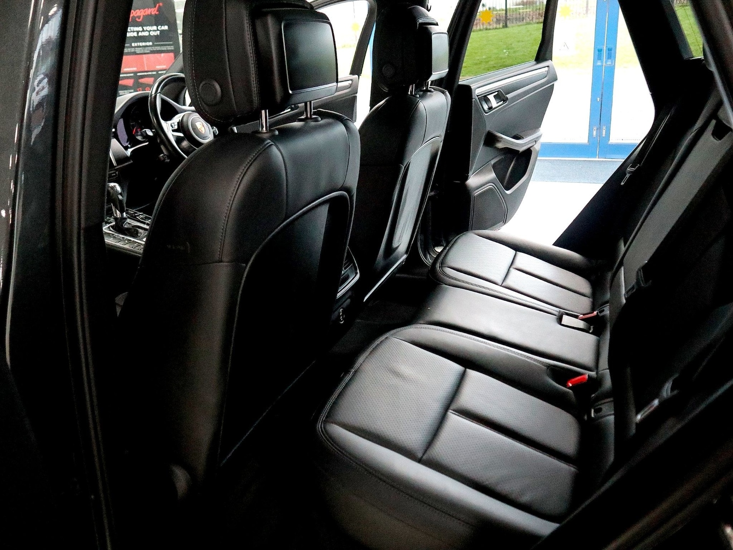 Used Porsche Macan 2021 for sale - 77129759: Photo 26