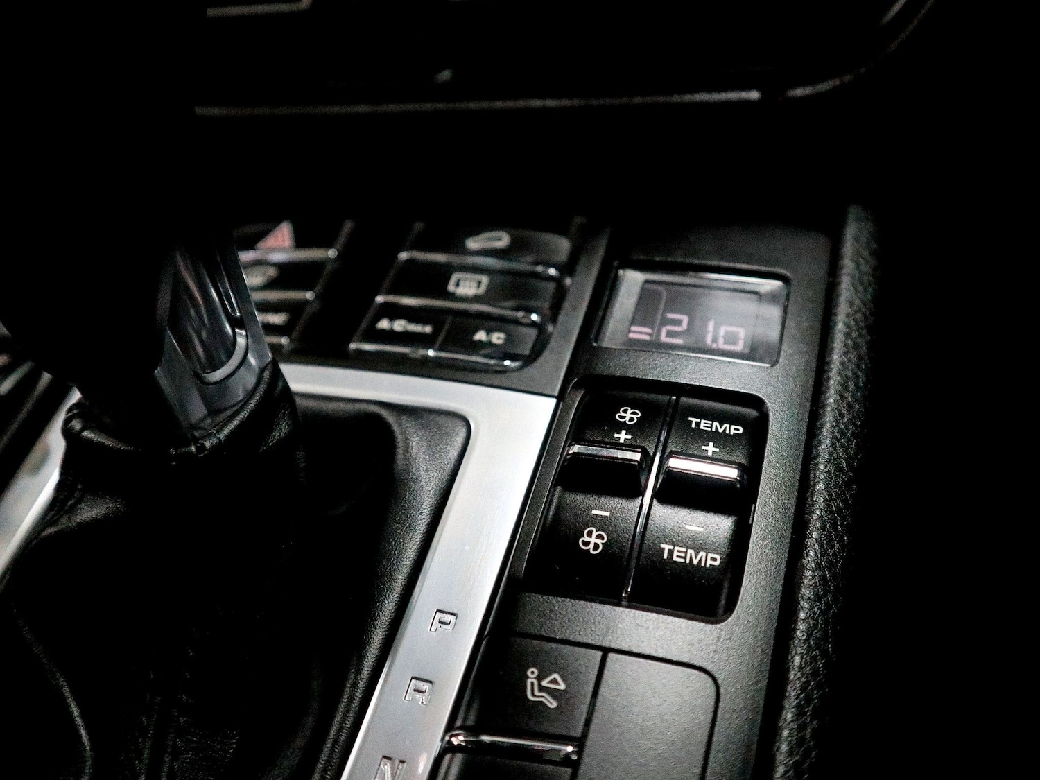 Used Porsche Macan 2021 for sale - 77129759: Photo 45