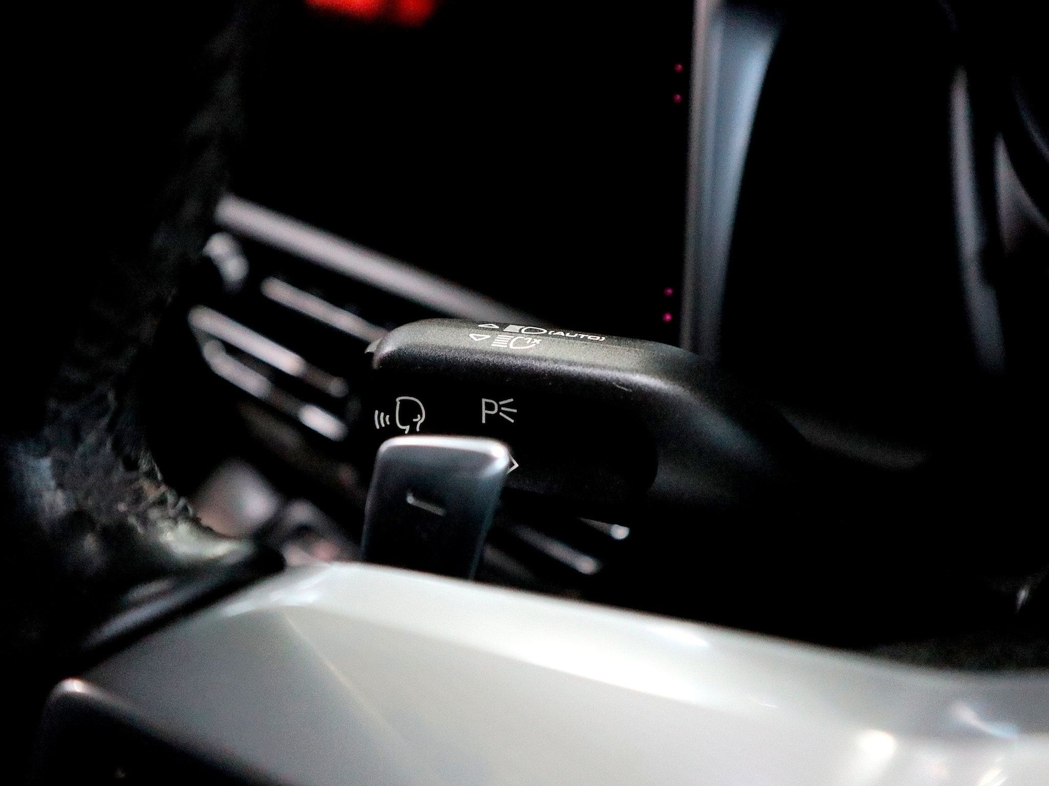 Used Porsche Macan 2021 for sale - 77129759: Photo 52