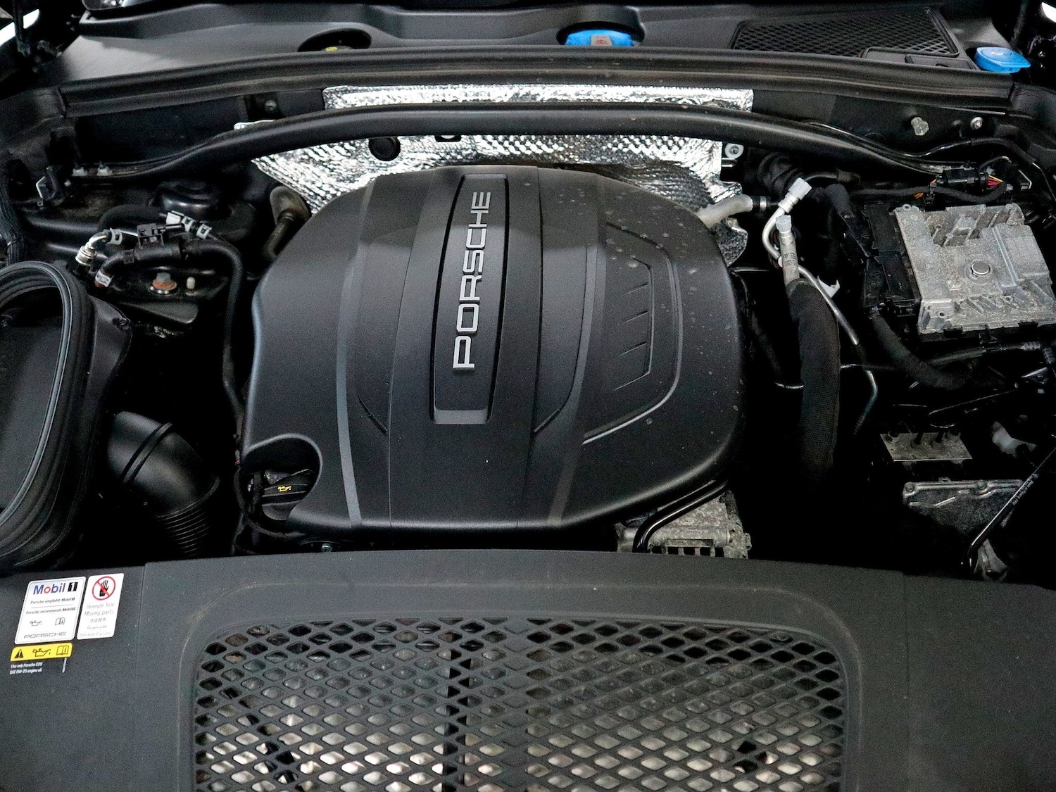 Used Porsche Macan 2021 for sale - 77129759: Photo 56