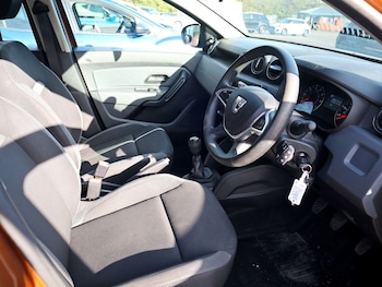Used Dacia Duster 2021 for sale - 75976188: Photo