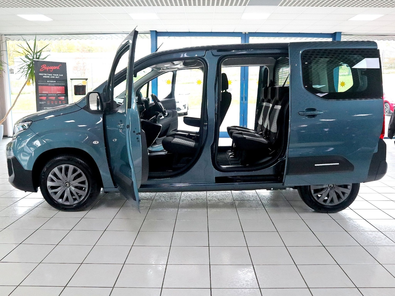 Used Citroen Berlingo 2024 for sale - 76347407: Photo 12