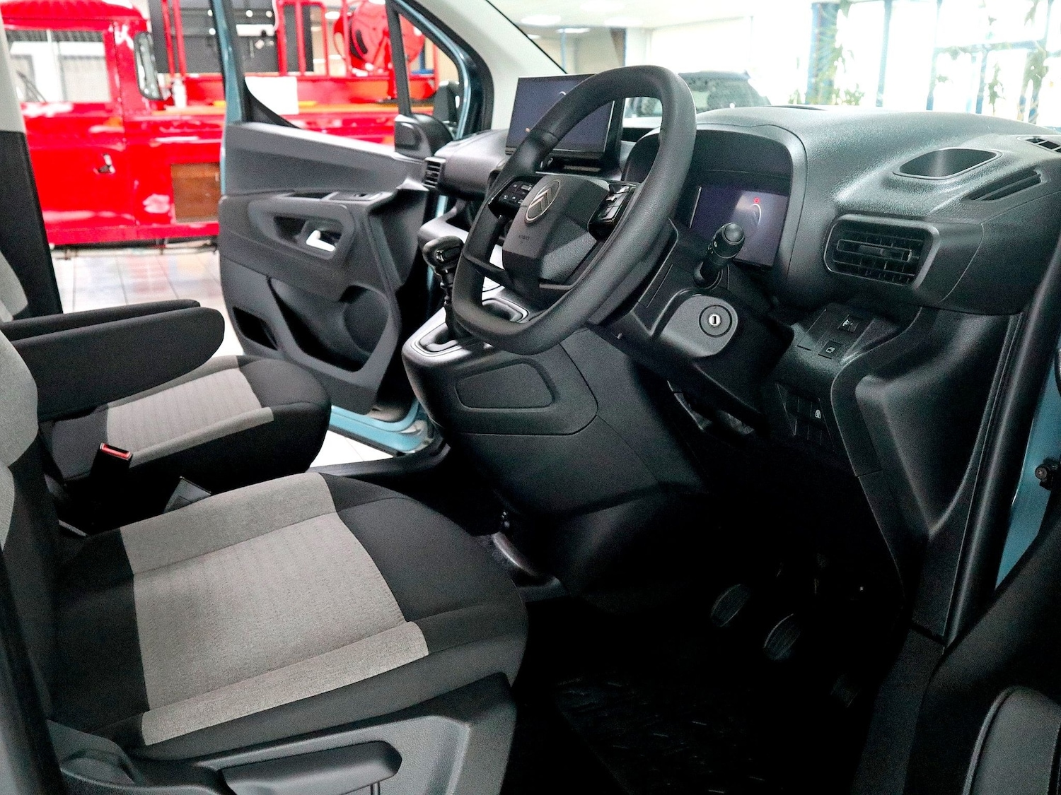 Used Citroen Berlingo 2024 for sale - 76347407: Photo 3