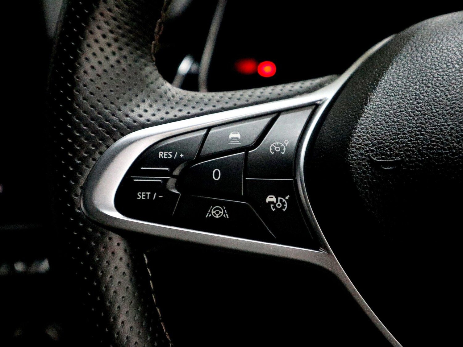 Used Renault Arkana 2023 for sale - 76165362: Photo 36