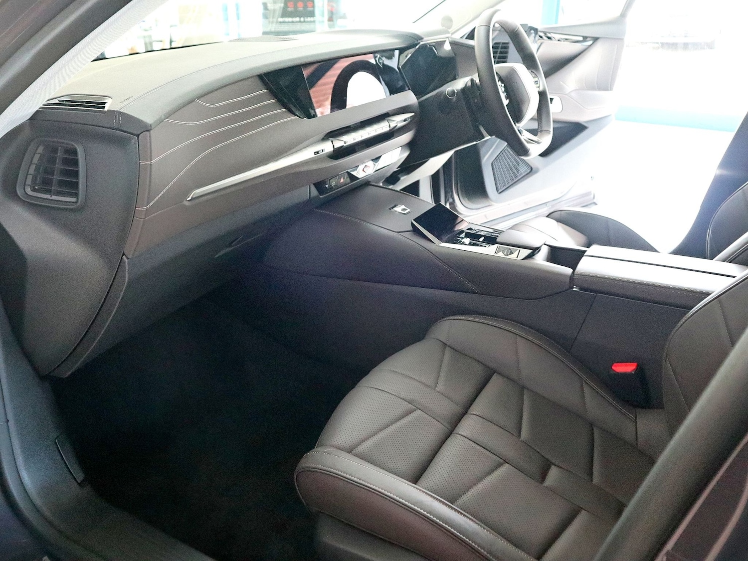 Used DS Automobiles DS 4 2024 for sale - 76082898: Photo 4