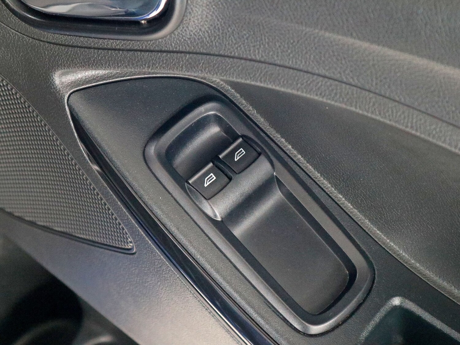 Used Ford Ka+ 2018 for sale - 75925699: Photo 23