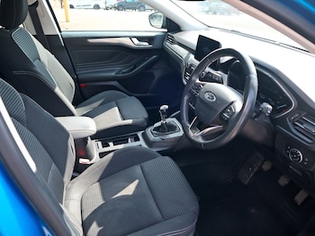 Used Ford Focus 2019 for sale - 78169400: Photo