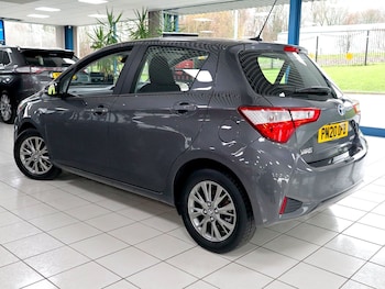 Used Toyota Yaris 2020 for sale - 76741484: Photo