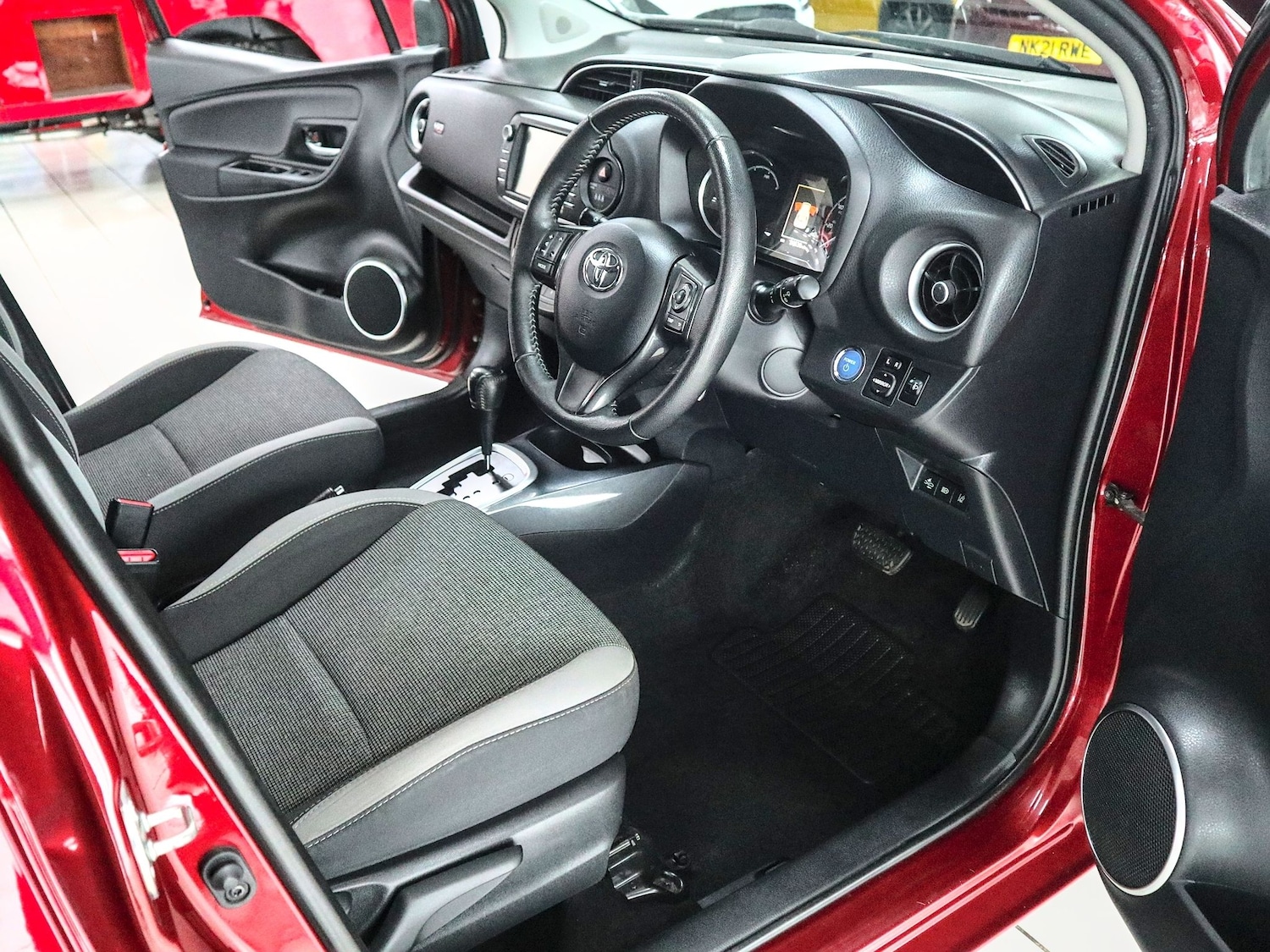 Used Toyota Yaris 2020 for sale - 77656516: Photo 3