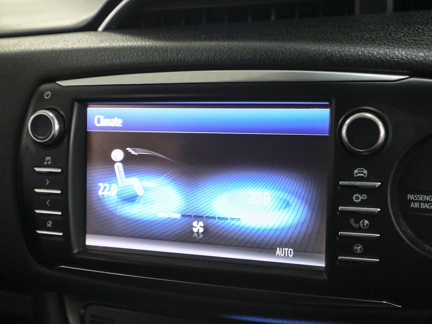 Used Toyota Yaris 2020 for sale - 77656516: Photo 37