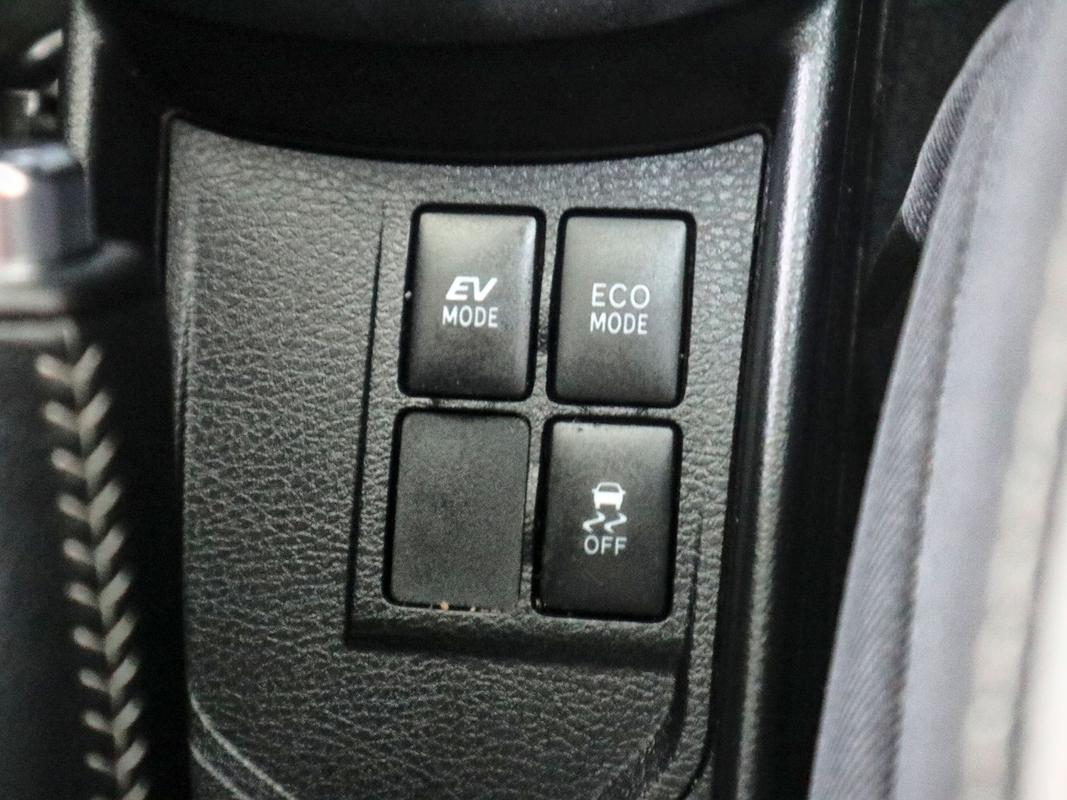 Used Toyota Yaris 2020 for sale - 77656516: Photo 40