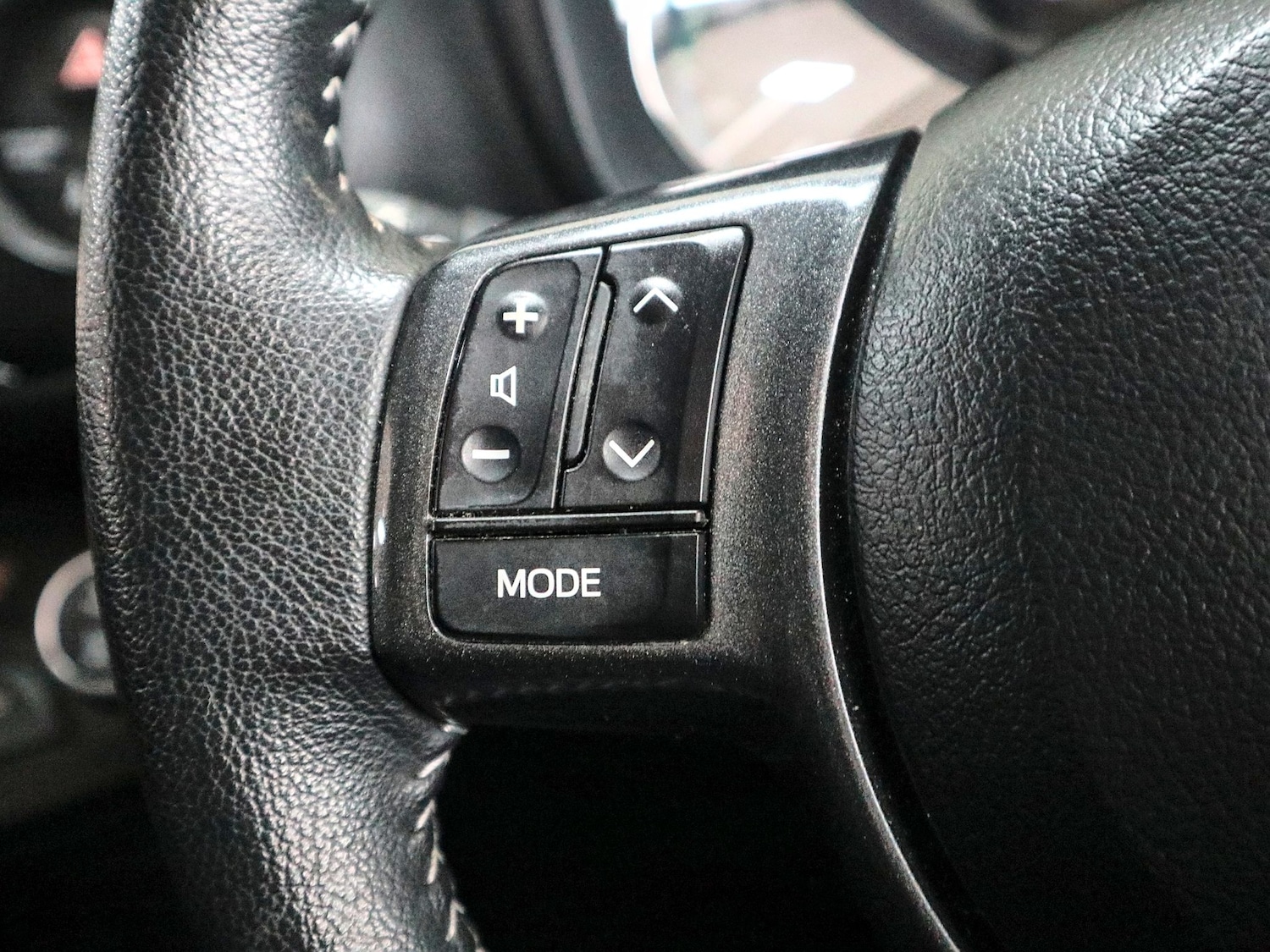 Used Toyota Yaris 2020 for sale - 77656516: Photo 41