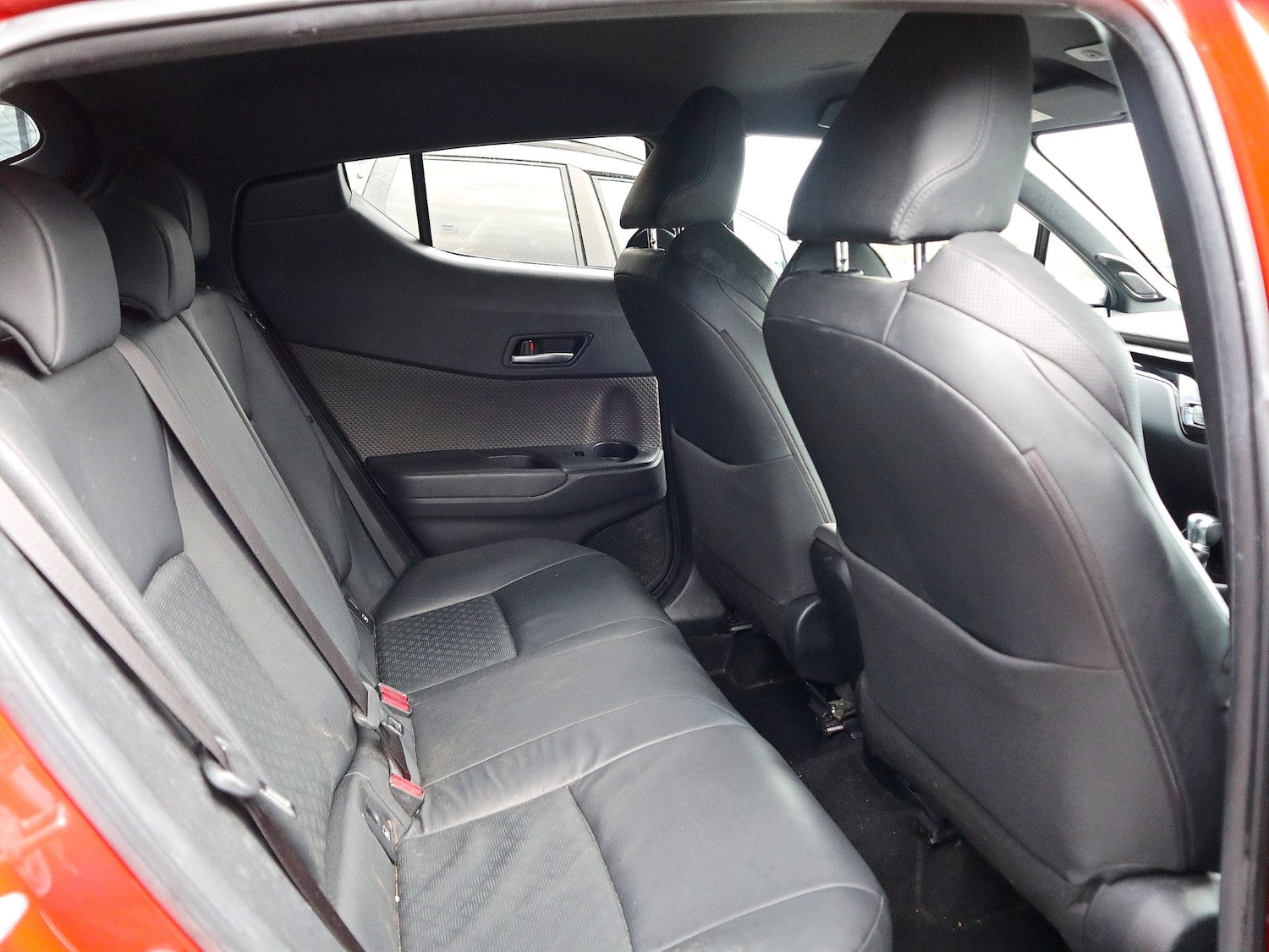 Used Toyota C-HR 2020 for sale - 78071038: Photo 4