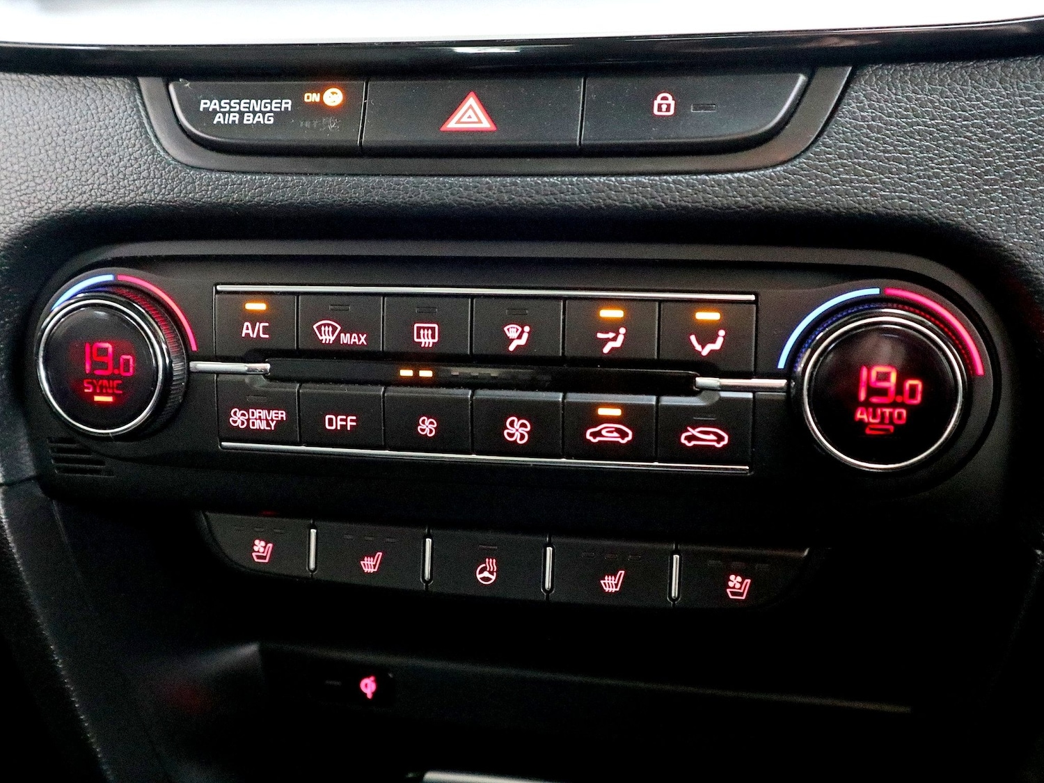 Used Kia XCeed 2020 for sale - 76369493: Photo 35