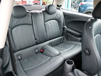 Used MINI Hatch 2019 for sale - 75633160: Photo