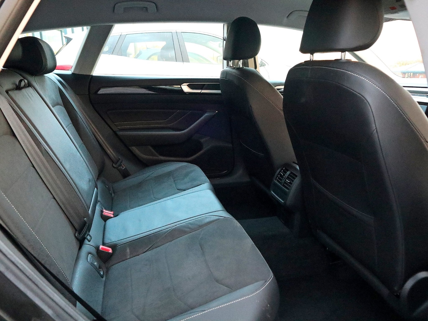 Used Volkswagen Arteon 2021 for sale - 76397188: Photo 4