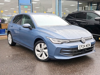 Used Volkswagen Golf 2024 for sale - 77508768: Photo