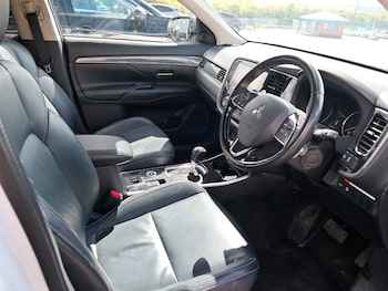 Used Mitsubishi Outlander 2018 for sale - 78600037: Photo