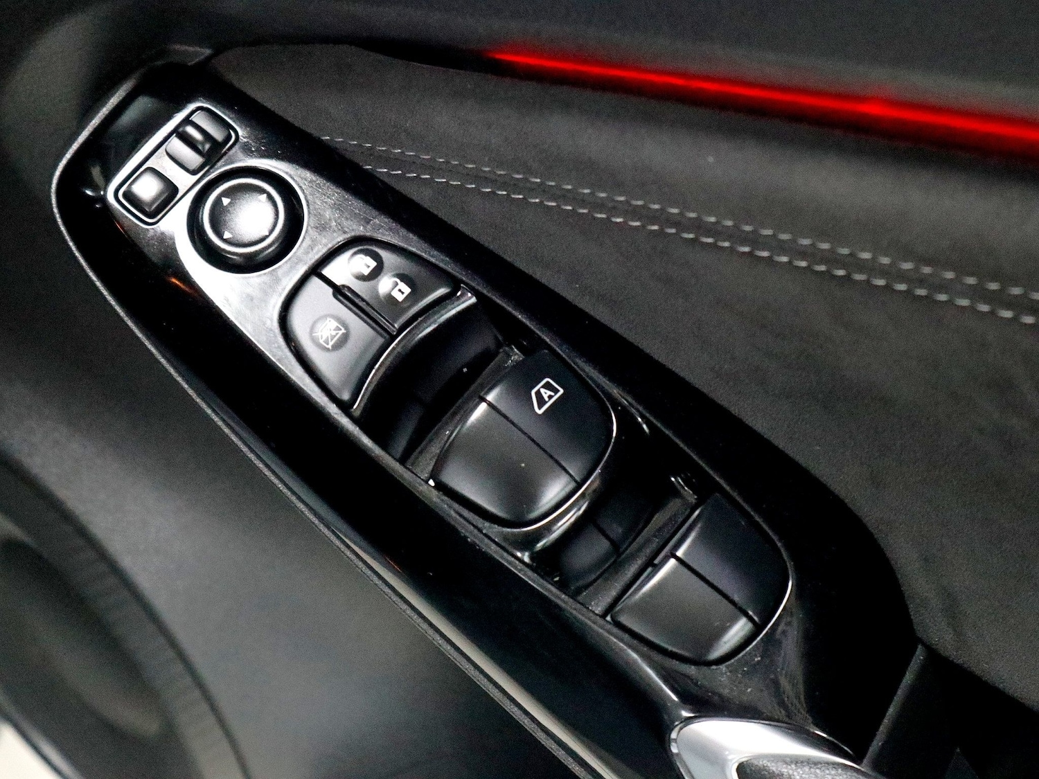 Used Nissan Juke 2024 for sale - 77039123: Photo 26