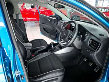 Used Kia Stonic 2022 for sale - 74179301: Photo